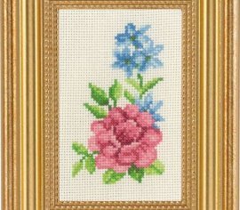 Rose & blue flowers \ Розовые и голубые цветы 13-1136 Permin