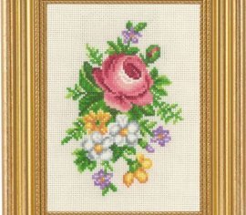 Rose & white flowers \ Роза и белые цветы 13-1137 Permin