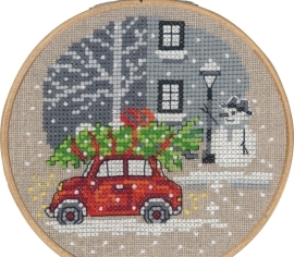 Red Fiat \ Червоний фіат 13-8240 Permin вишивка хрестиком - Салон рукоділля></noscript>

</a>
</div>
          </div>
  
                <div class=