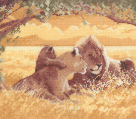 Львы//Lions H618 Heritage Crafts - Салон рукоделия 