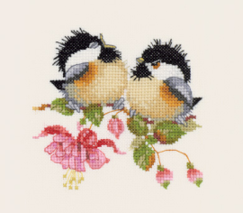 Маленькие птички на фуксии//Fuchsia Chick-Chat HC777 Heritage Crafts - Салон рукоделия ></noscript>

</a>
</div>
          </div>
  
                <div class=