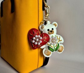 Шарм для сумки – Білий ведмедик​​ FLBB-192 Wonderland Crafts | Салон рукоділля