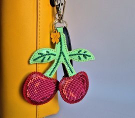 Шарм для сумки – Вишеньки FLBB-196 Wonderland Crafts | Салон рукоділля