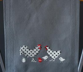 Rooster and chicken Півень і курка PN-0186090 Доріжка для столу Vervaco - Салон рукоділля