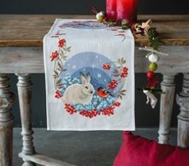Snow hare and goldfinch Сніжний заєць і щиголь PN-0196730 Доріжка для столу Vervaco - Салон рукоділля></noscript>

</a>
</div>
          </div>
  
                <div class=