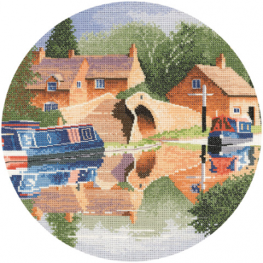 Отражение в канале//Canal Reflections H947 Heritage Crafts - Салон рукоделия 
