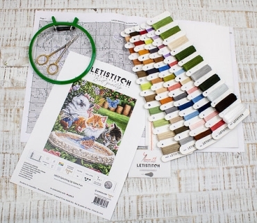 Splashing Up Some Fun L8028 LETISTITCH