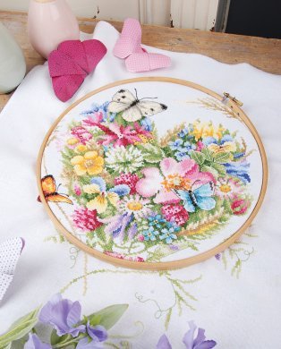 A heart of flowers PN-0169960 LanArte набор