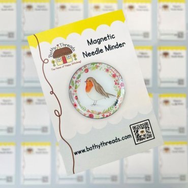 Магнітний тримач для голок і схем "Loved Ones Are Near" XA38 Bothy Threads — купити | Салон рукоділля